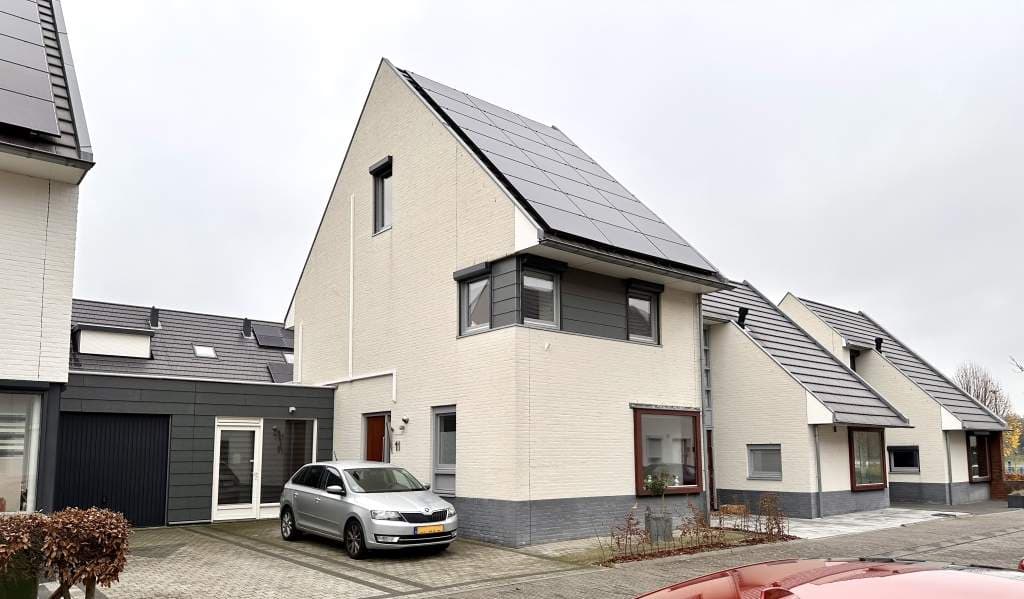 Casa familiar amueblada en Maastricht, vecindario Malberg - En alquiler