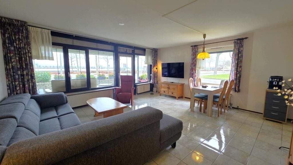 Flat De Boulevard, Bergen op Zoom - À louer