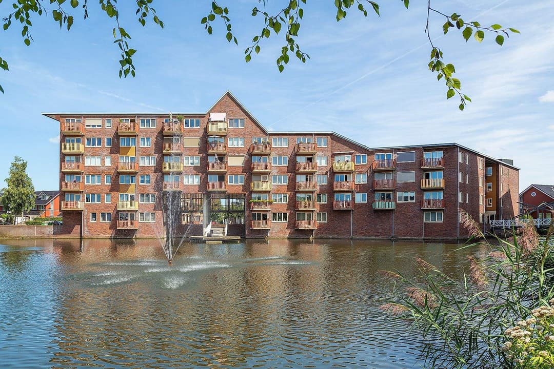 Apartamento de tres dormitorios, Olof Palmeborg 80, Schiedam - En alquiler