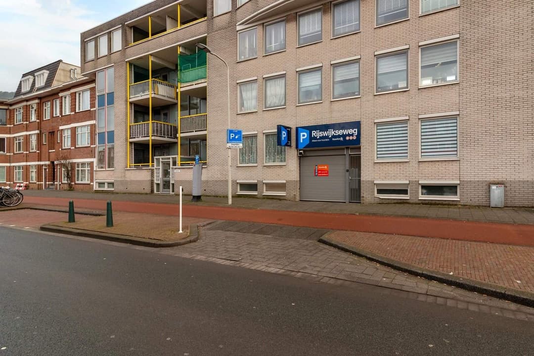 Place de Parking Zuigerstraat 151, La Haye - À Louer