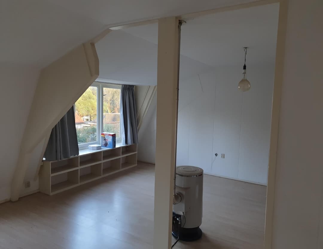 Uncarpeted Room for Rent, Hoge Naarderweg, Hilversum