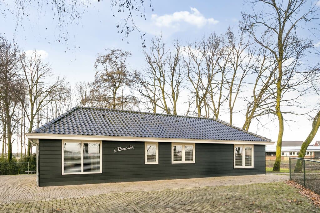 Chalet 't Venneke, Broekstraat 91, Helmond - Te Huur