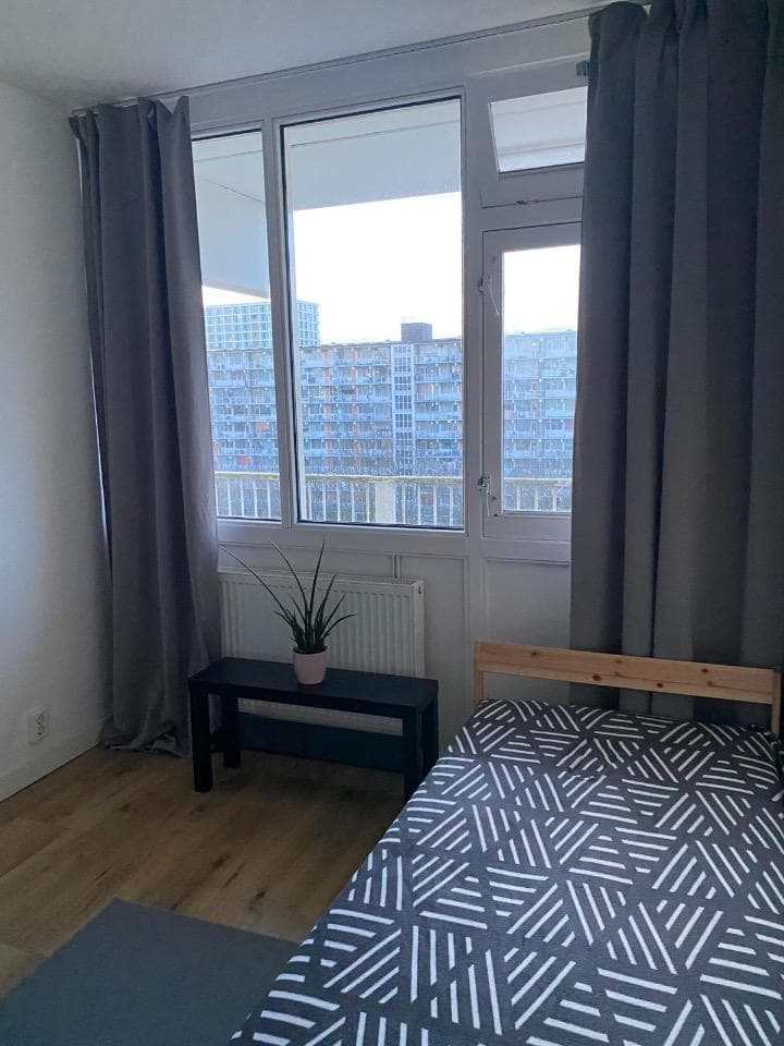 Furnished Room for Rent in Hofgeest, Amsterdam - €950/month