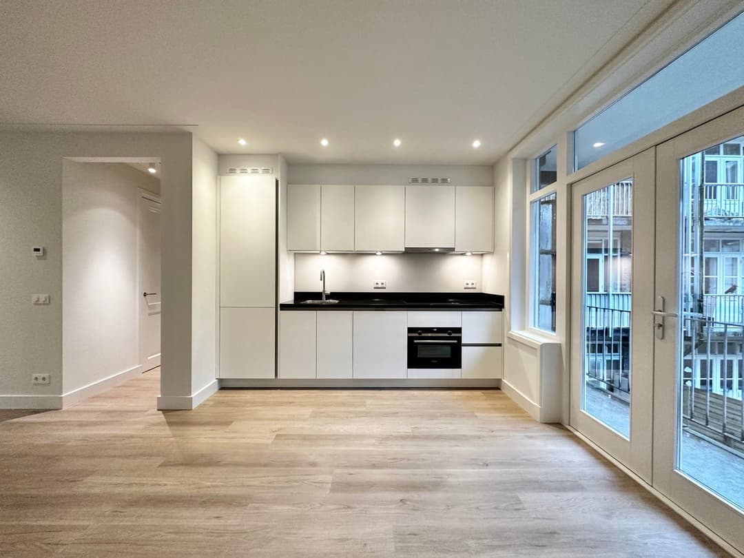 Flat Haarlemmermeerstraat, Amsterdam - For Rent