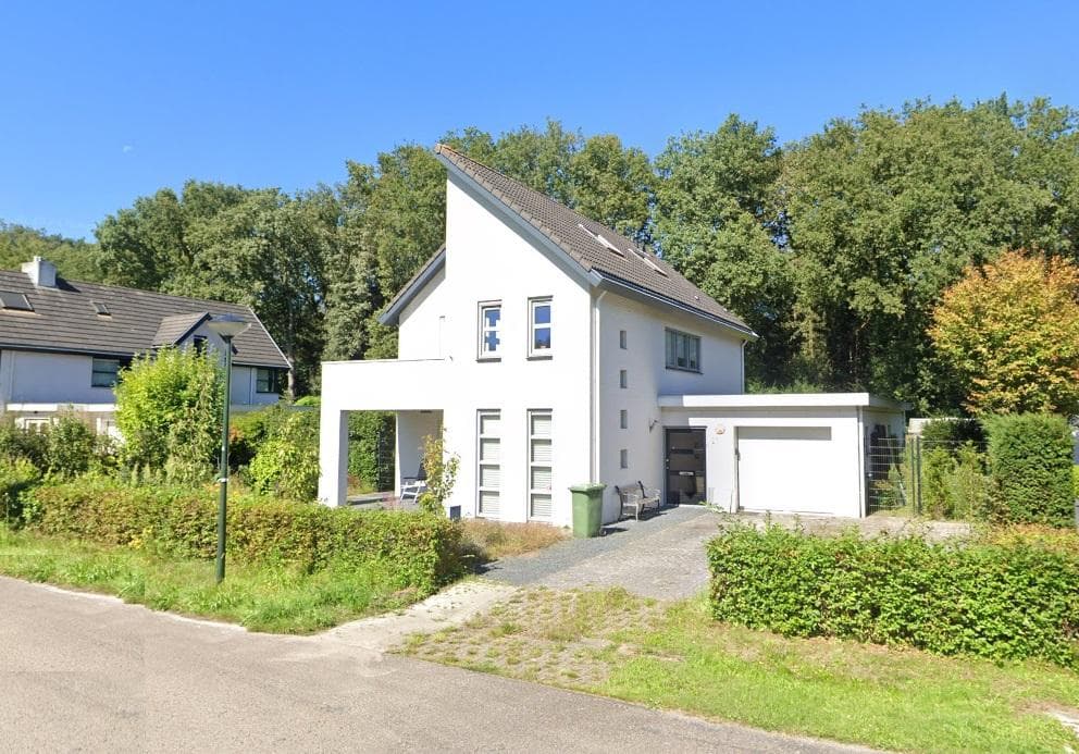 House Keizersmantellaan, Son en Breugel - For Rent