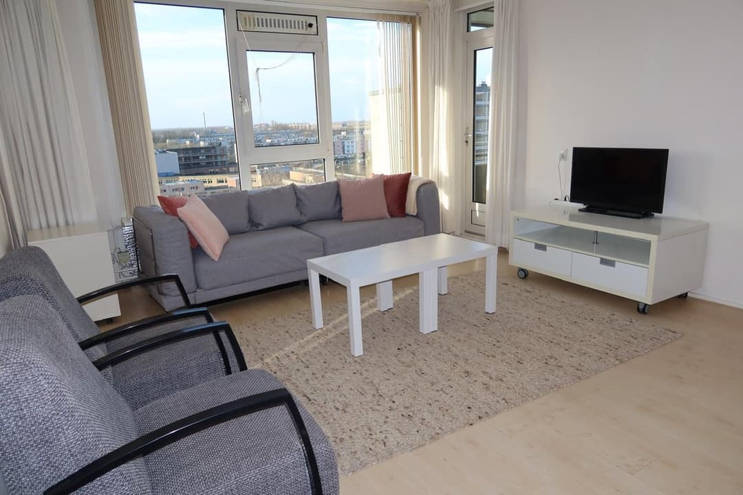 Flat Van Vollenhovenlaan, Utrecht - For Rent