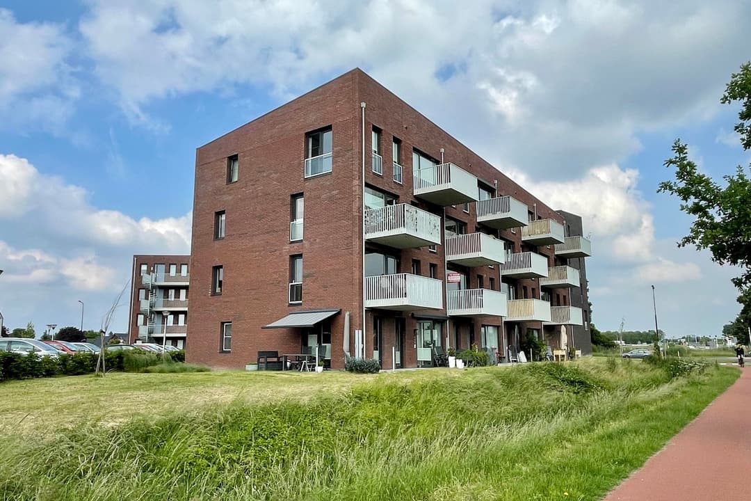 New Apartment for Rent in Elst, Netherlands - €1650/month