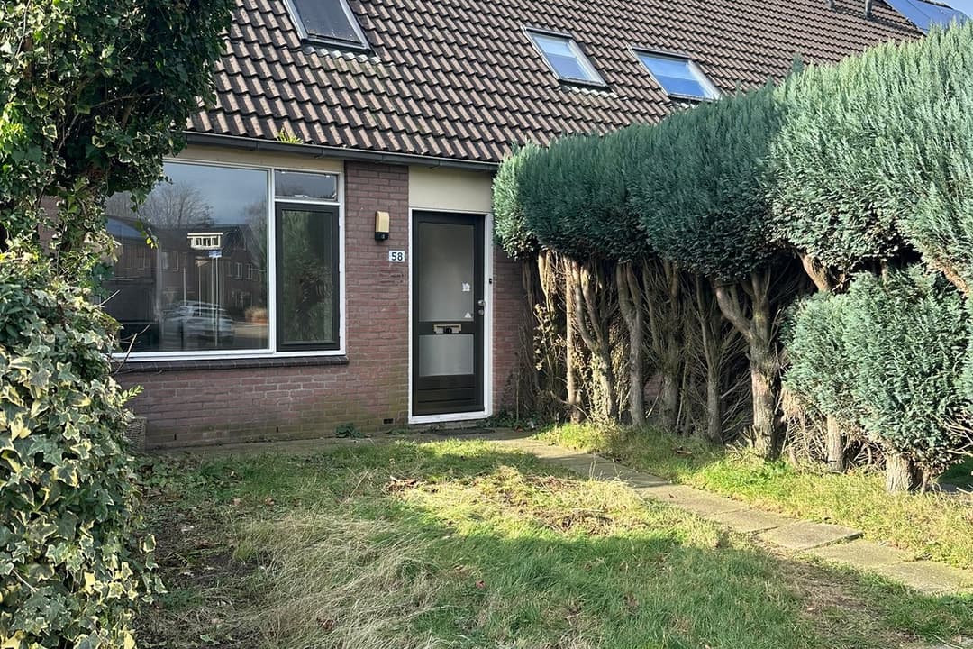 Family Home Piet Muyselaarstraat 58, Hengelo - For Rent