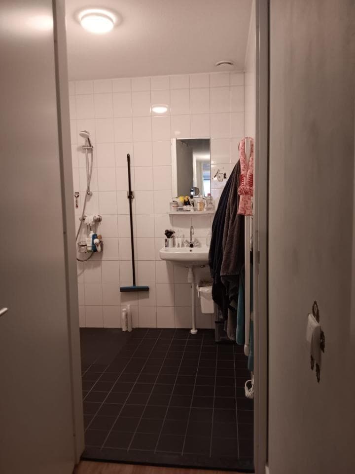 Furnished Room Akulaan, Ede - For Rent