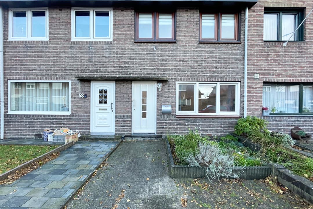 Tussenwoning NieuwMaastrichterlaan 566, Landgraaf - For Rent