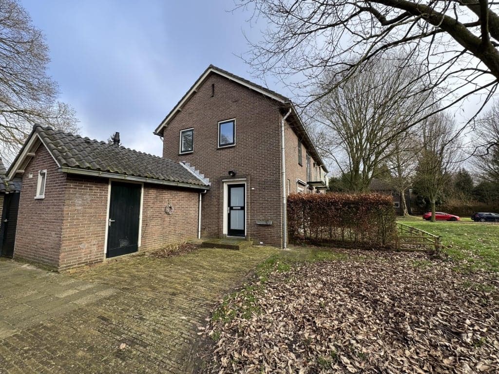 House Prof. Feldmannweg, Zwolle - For Rent