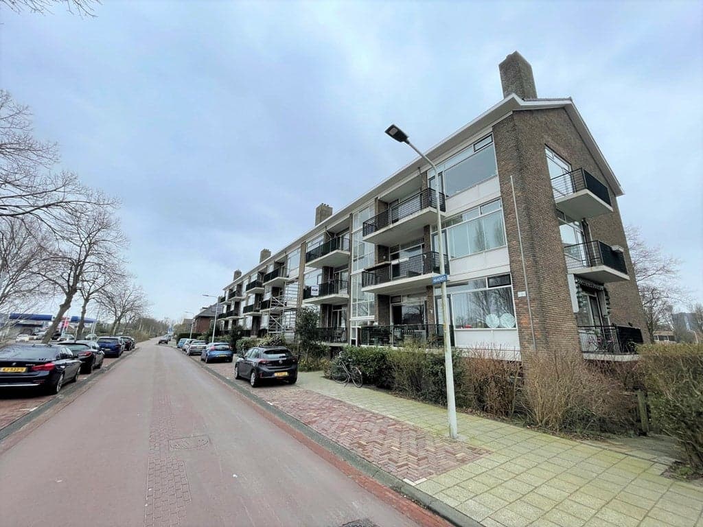 Flat Haagweg, Leiden - 4 Room Apartment for Rent