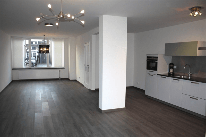 Maison à louer Const Huygensstraat, Elsloo Lb - 1450 € / mois