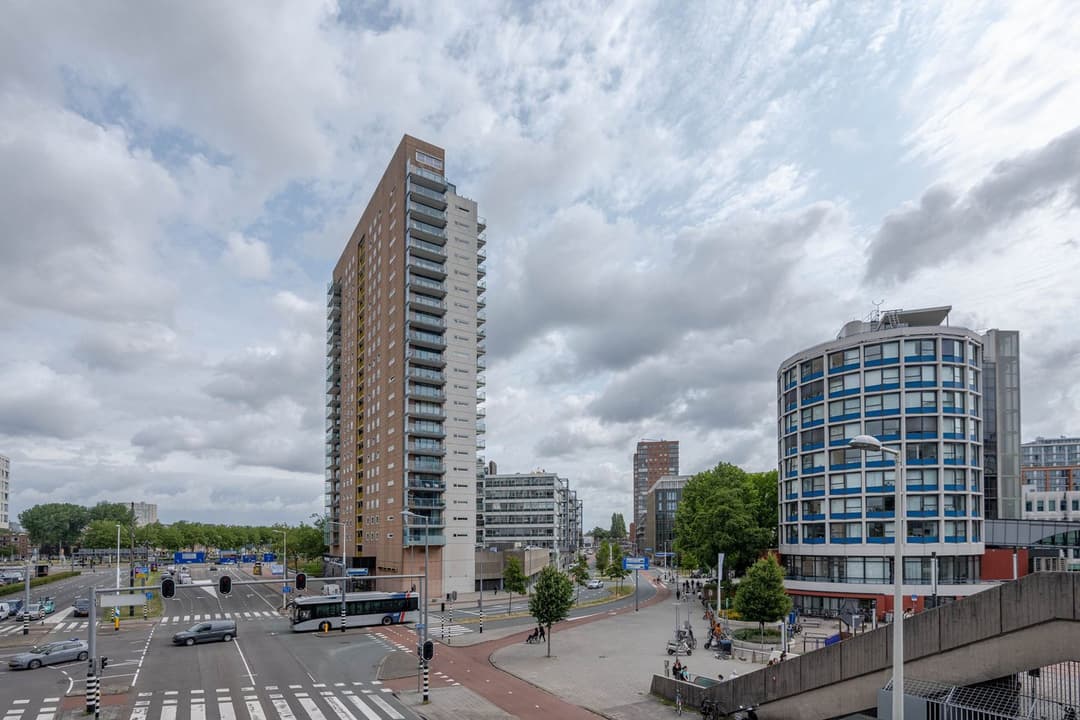 4-Room Apartment NieuwStrevelsweg, Rotterdam - For Rent