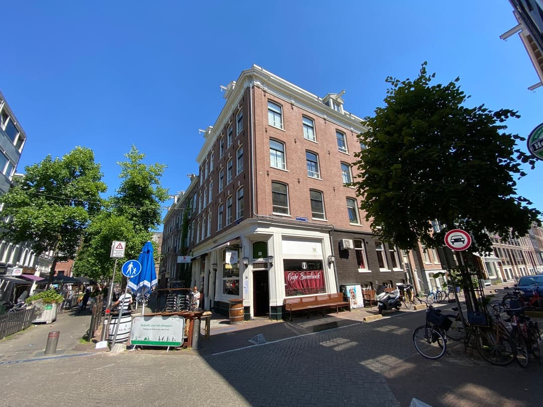 Flat Eerste Sweelinckstraat 11 3, Amsterdam - For Rent