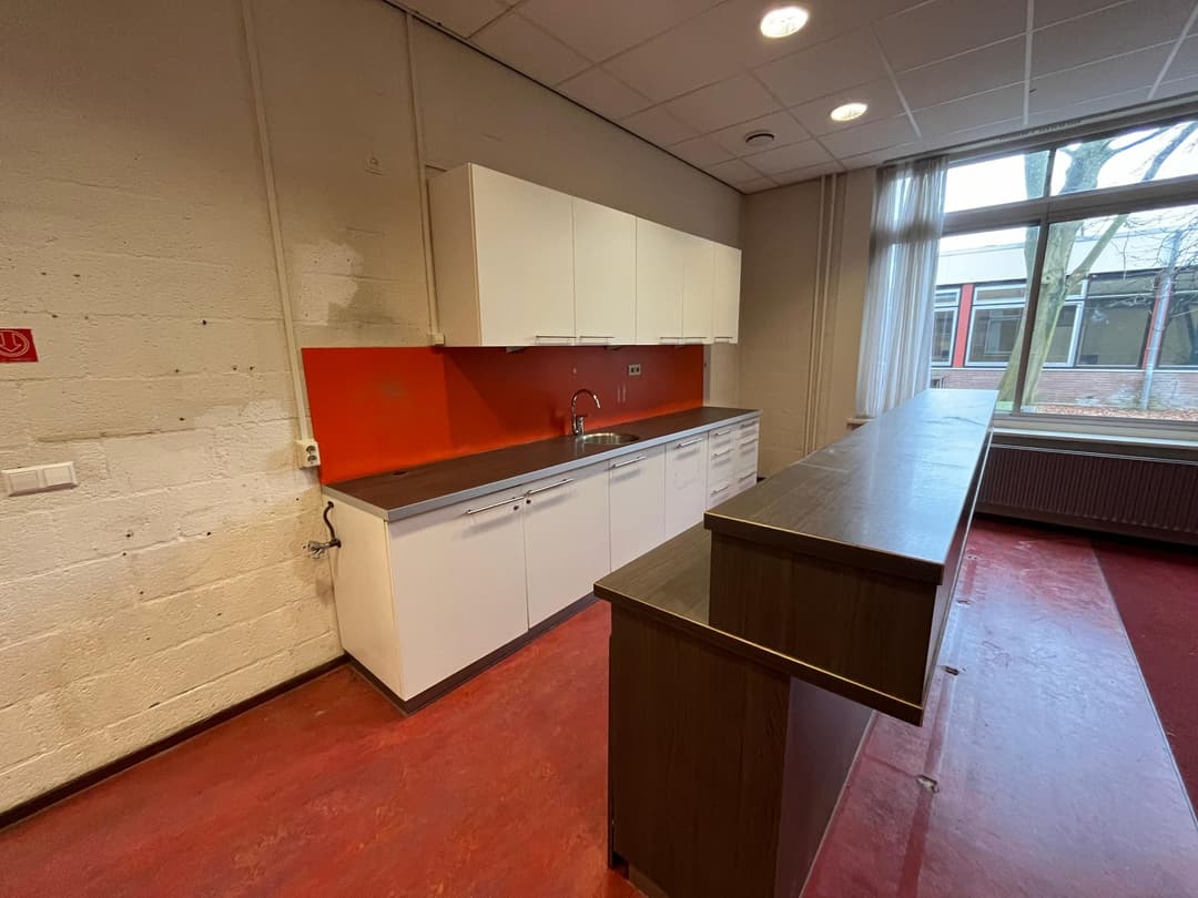 Unfurnished Room for Rent - Diamantstraat, Alphen aan den Rijn