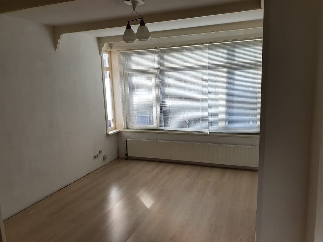 Flat Koopmans van Boekerenstraat, Den Haag - For Rent