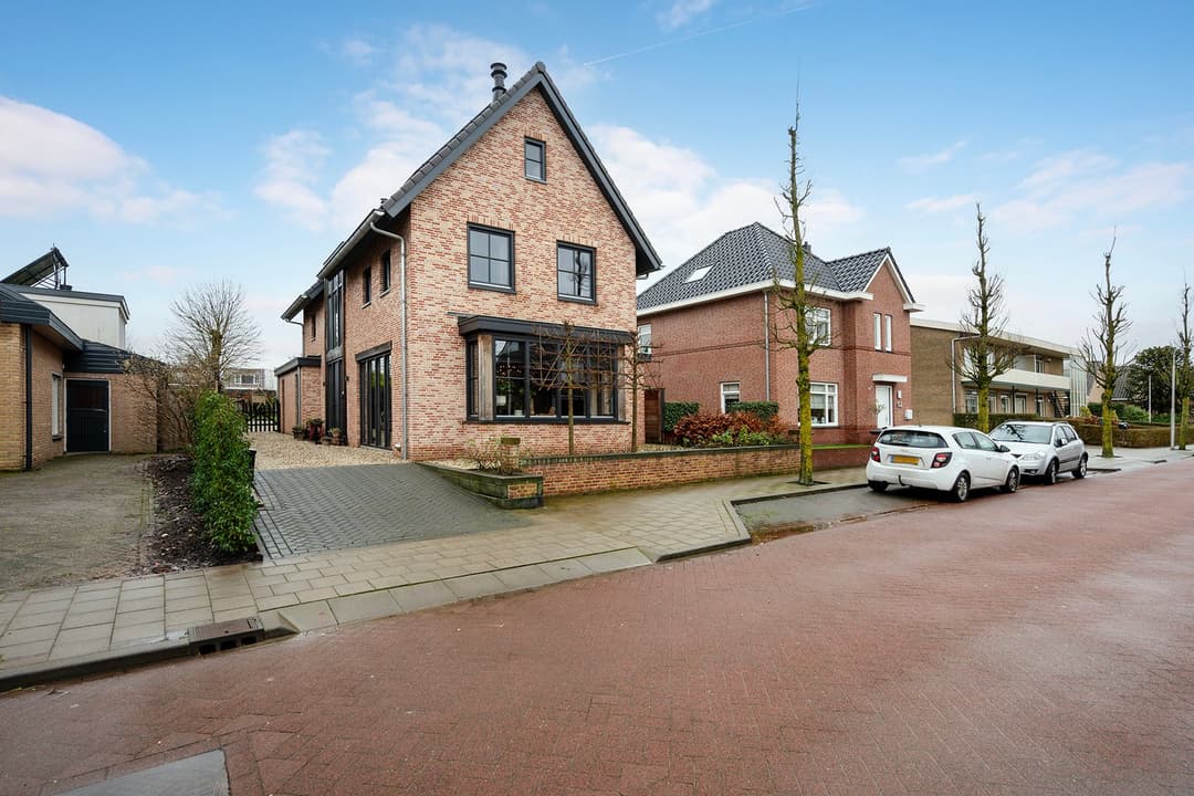 Vrijstaande woning met salon, NieuwDoelakkerweg 54, Ameide - Te huur