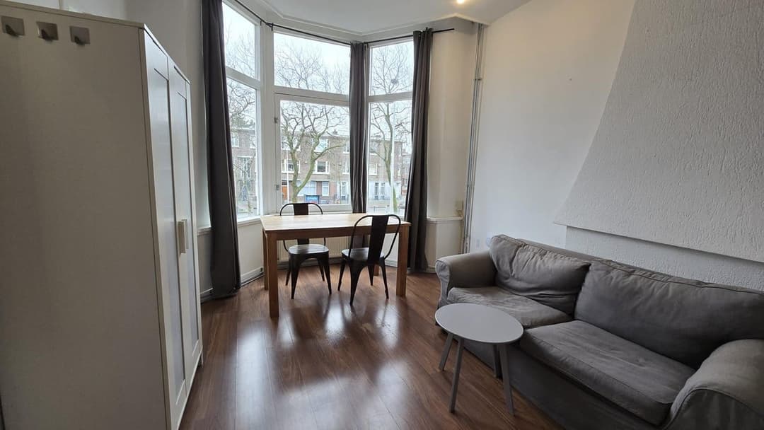 Flat Loosduinseweg, Den Haag - For Rent