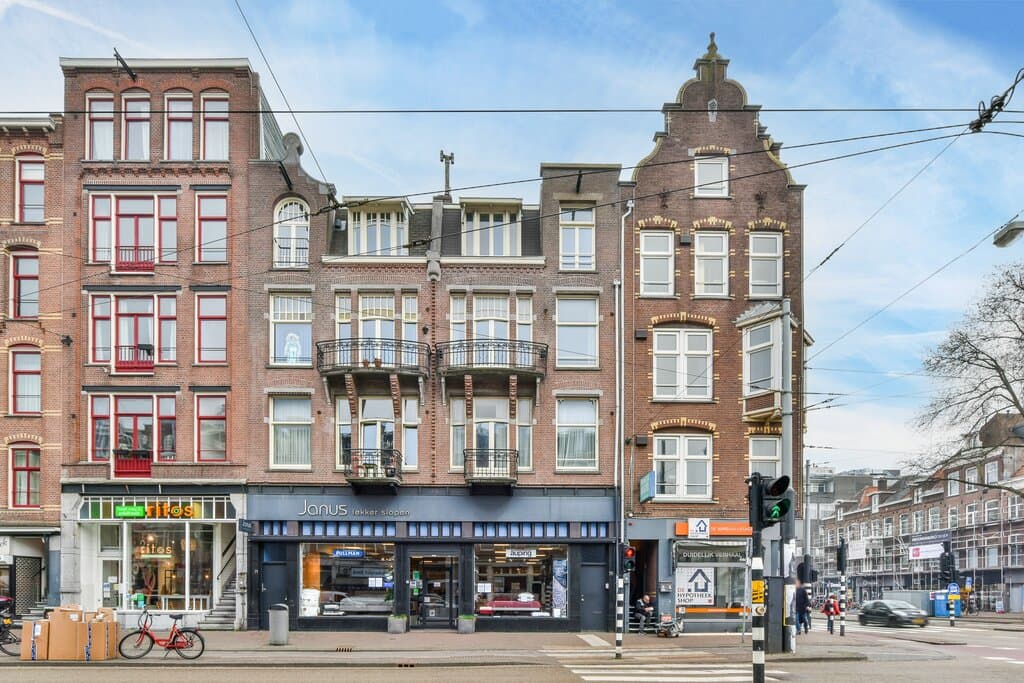 Geräumige 3-Zimmer-Wohnung mit Dachterrasse in Amsterdam - Zu Vermieten