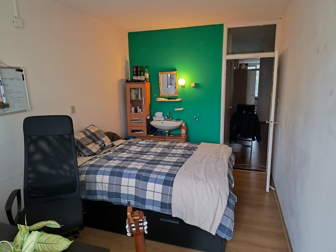 Uncarpeted Room for Rent, Foulkeslaan, Delft - €457/month