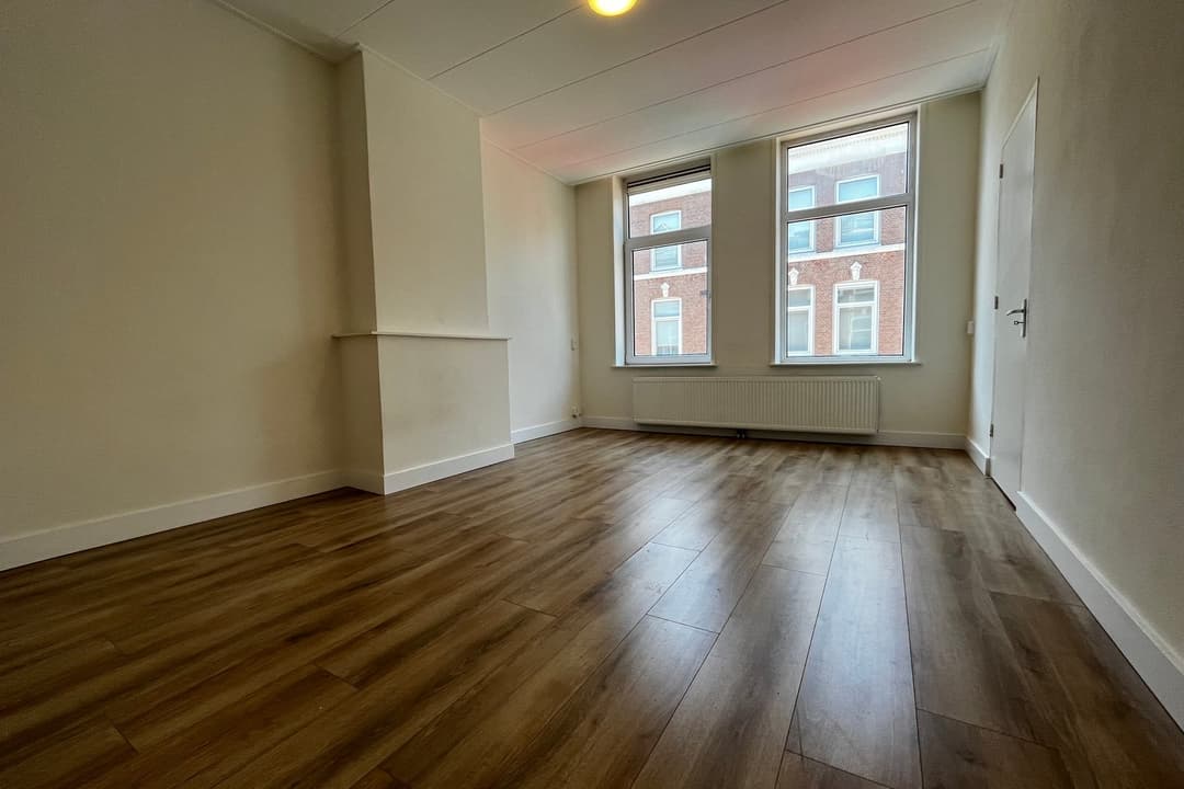 Flat Van Brakelstraat 109, Den Haag - For Rent