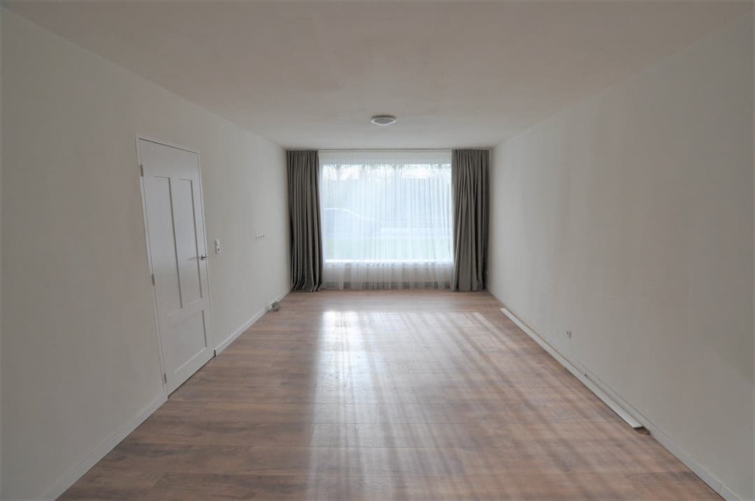 House Floralaan West, Eindhoven - For Rent