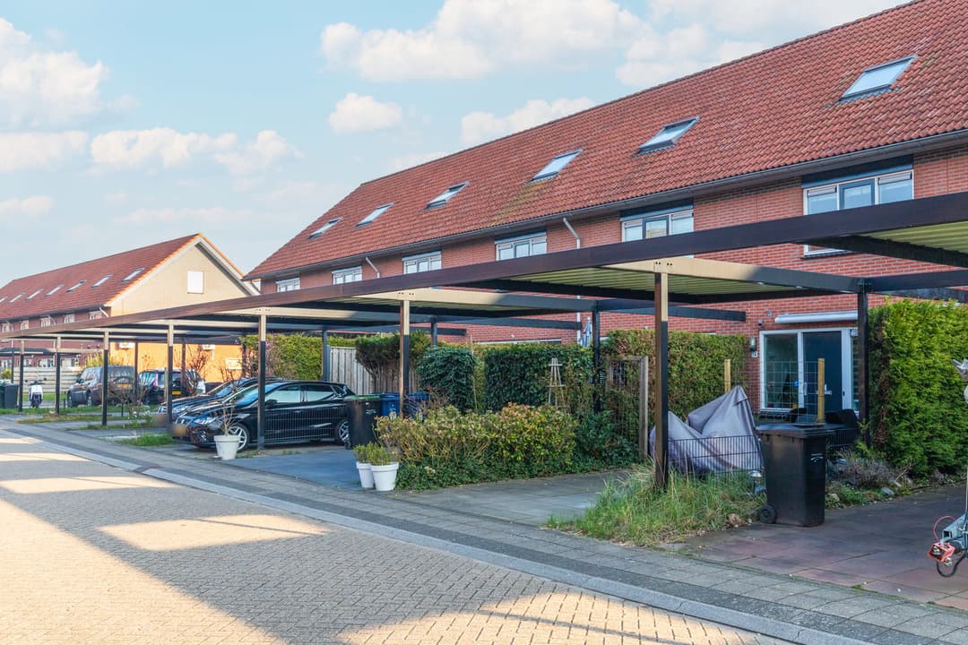 Haus zur Miete in der Willem Bontekoestraat 281, Almere - 1.345 €/Monat