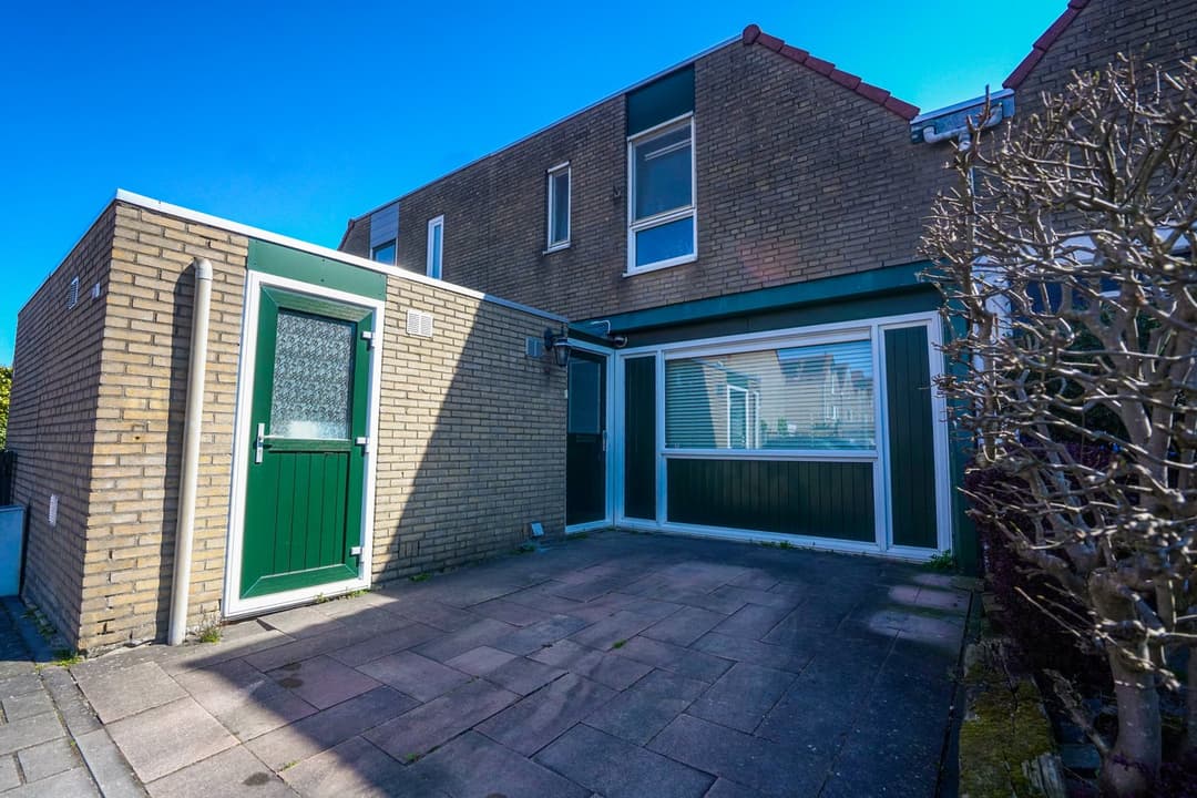 NieuwKarveel 59, Lelystad - For Rent