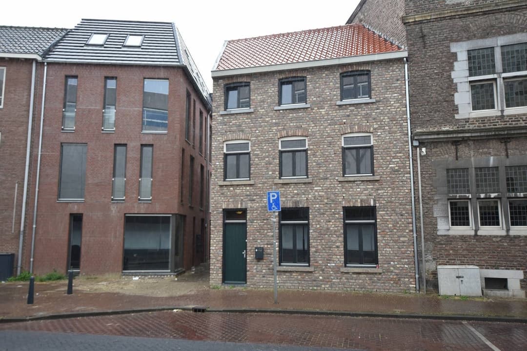 Flat Plakstraat, Sittard - For Rent