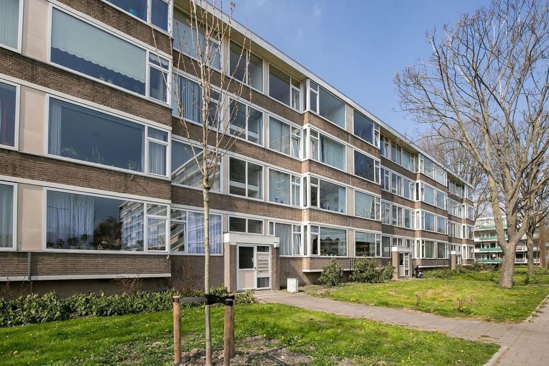 Flat Aristotelesstraat 93, Rotterdam - Te Huur