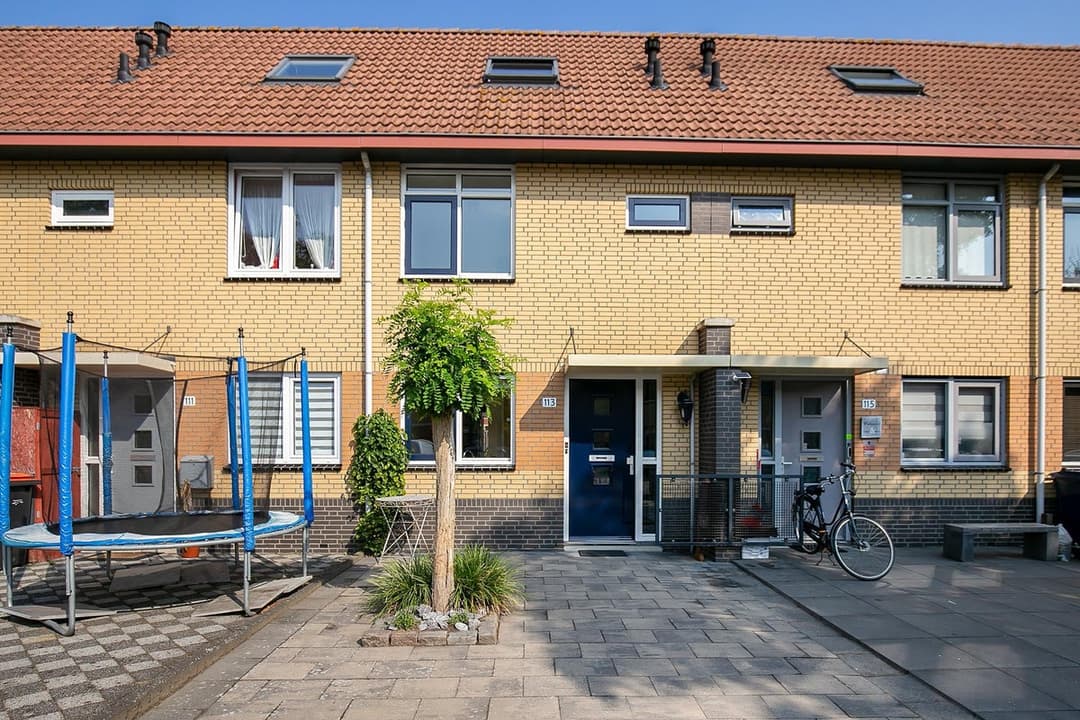 House Johannes Vermeerstraat, Almere - For Rent