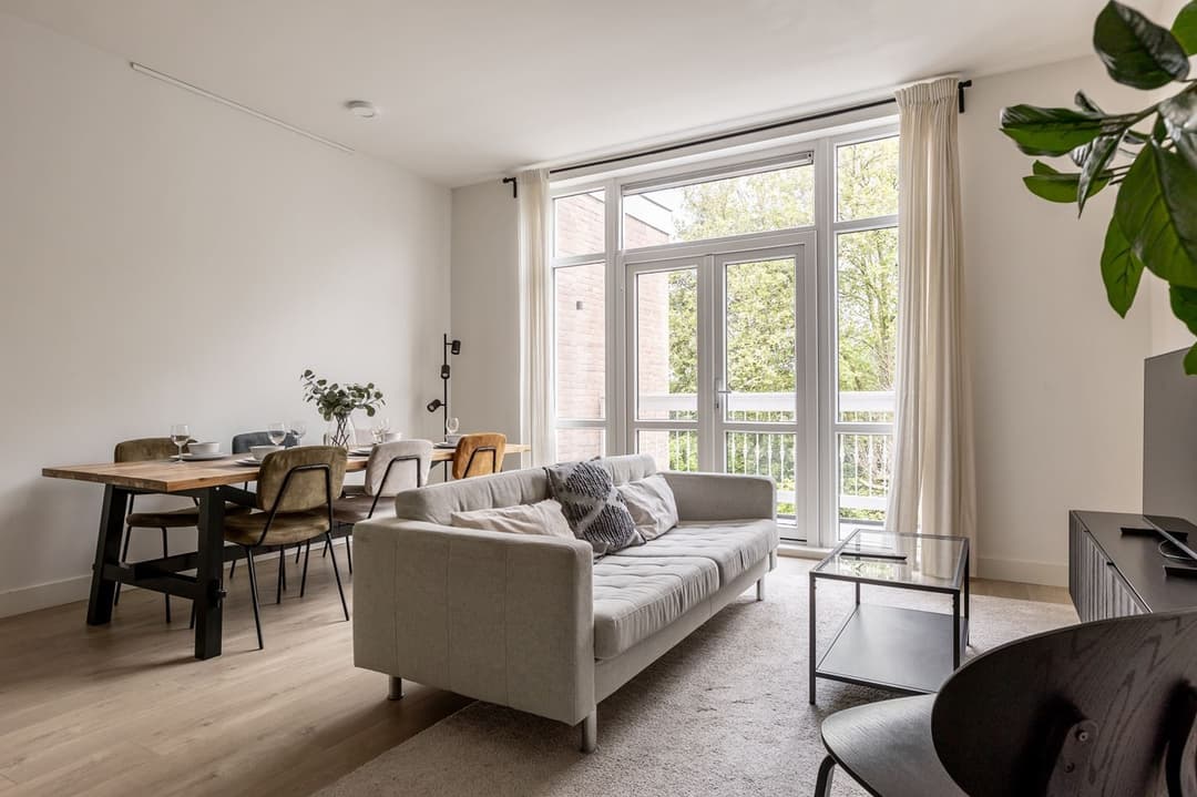 Mathenesserlaan 247H, Rotterdam - Short Stay