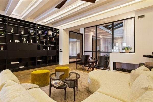 Flat Nieuwezijds Voorburgwal, Amsterdam - Te Huur