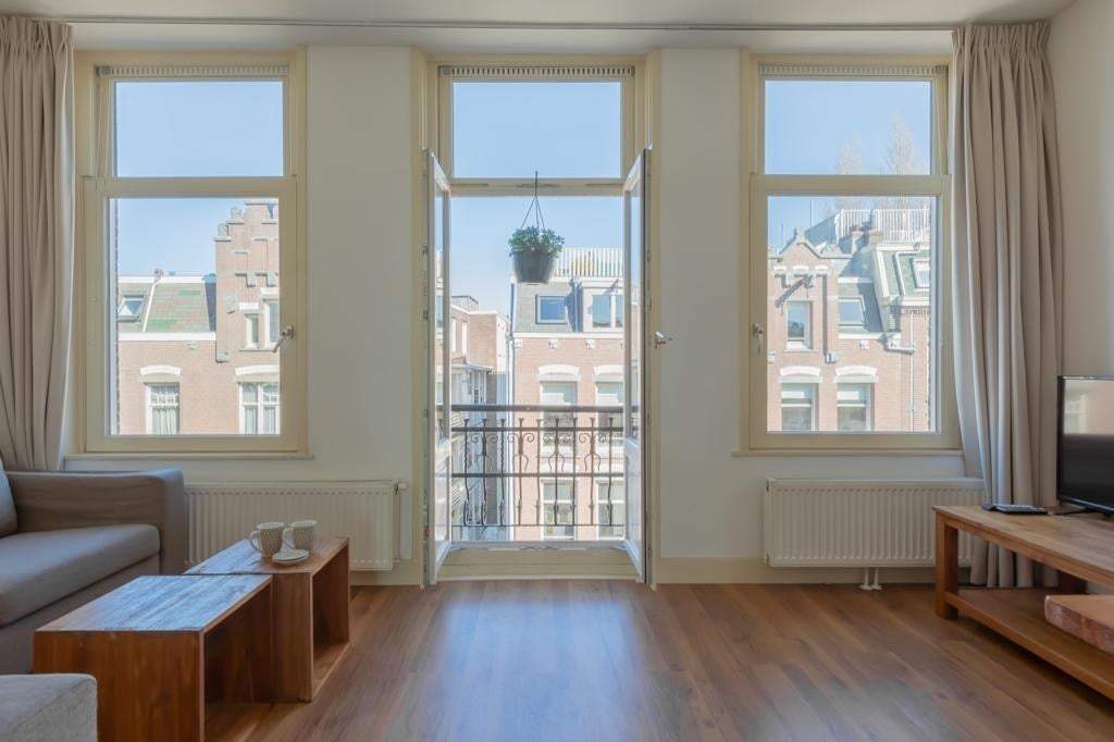 Flat Van Ostadestraat, Amsterdam - For Rent