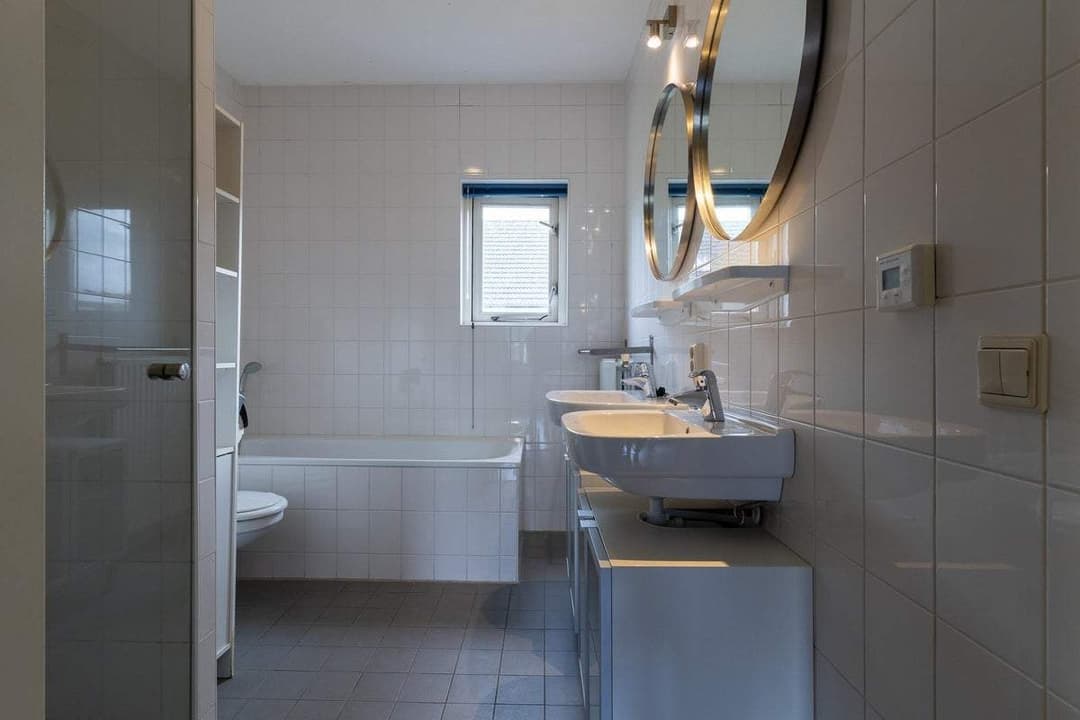 House Adriaan Kluitstraat, Rotterdam - For Rent