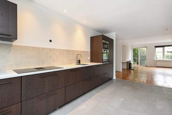 Ground Floor Apartment Van Hoeylaan, Den Haag - For Rent