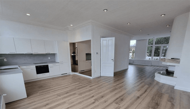 5-Room Apartment Frankenslag, The Hague - For Rent