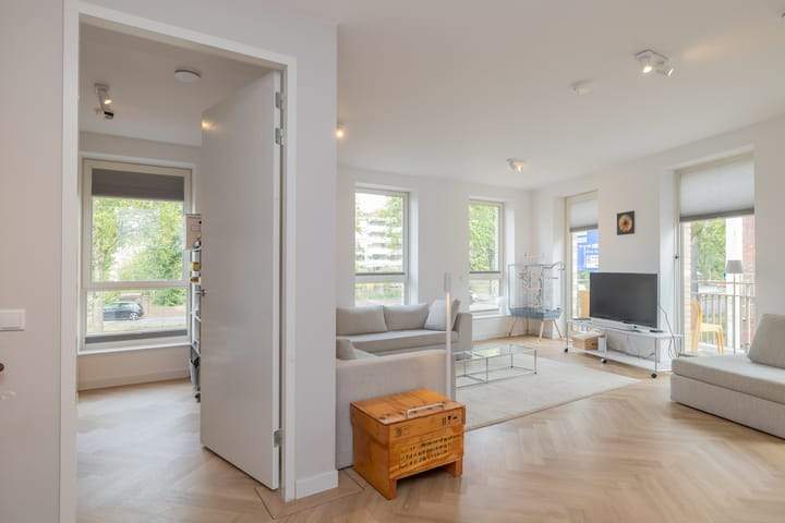 Cort Heyligersstraat, Den Haag - Six-room Terrace House