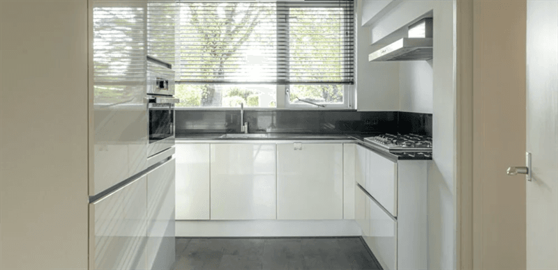 House for Rent in Langezwaag - 5+ Bedrooms