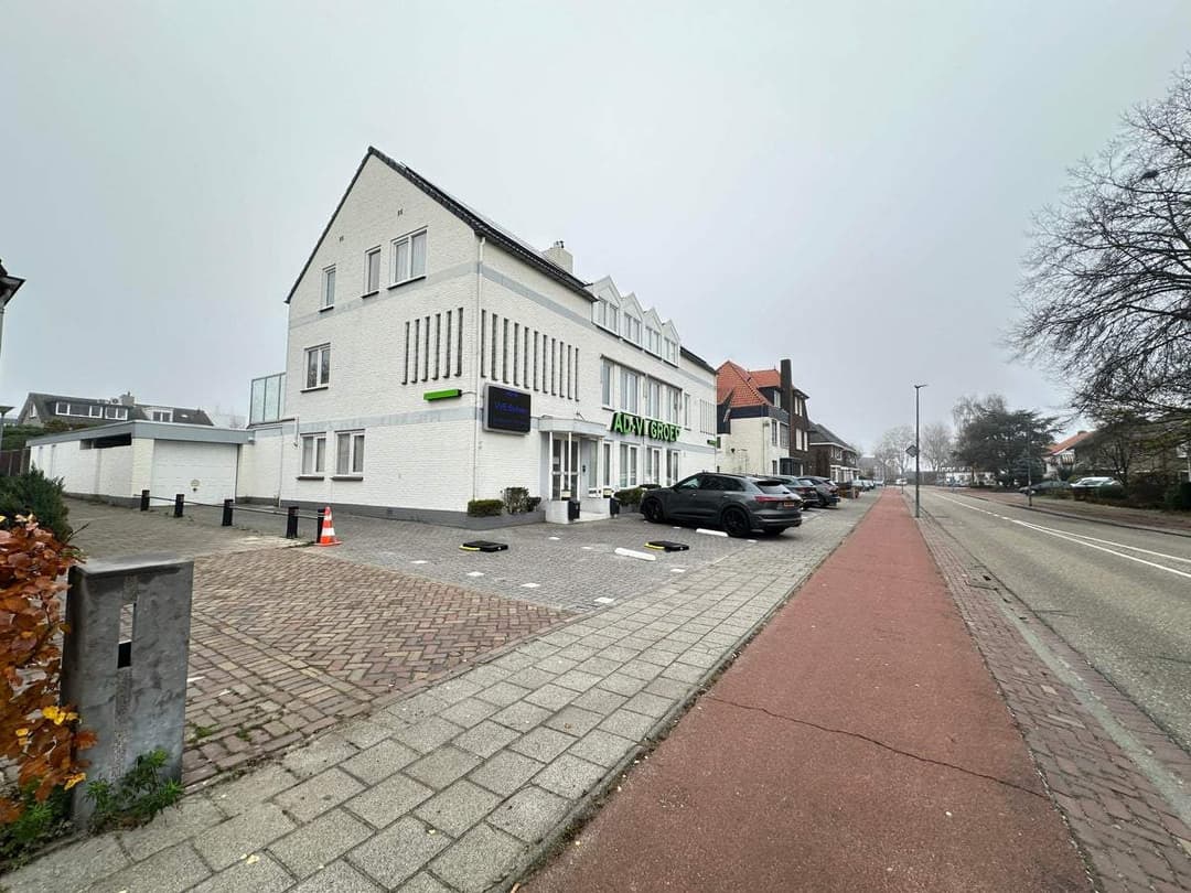 Flat Dorpstraat, Veldhoven - For Rent