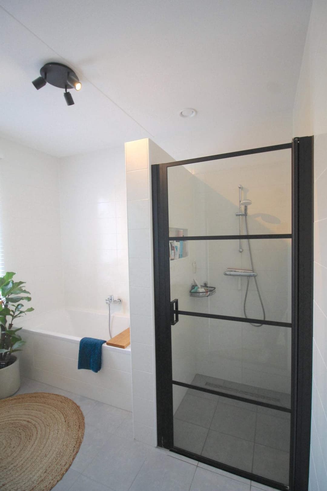 Maison mitoyenne Jan Ligthartstraat, Breda - À louer