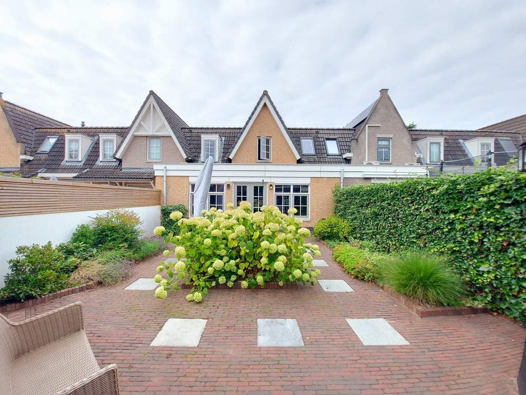 Terraced House Rijksstraatweg, Ridderkerk - For Rent