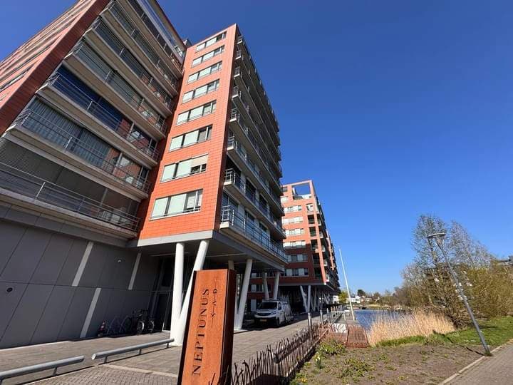 Appartement de 4 pièces au Neptunuskade, Leiden - à louer