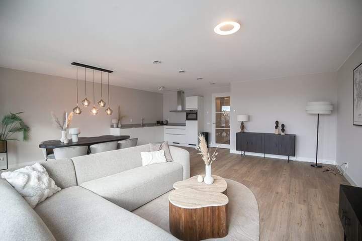 Apartamento de 3 habitaciones en Mangoweg, Leiden - Alquiler