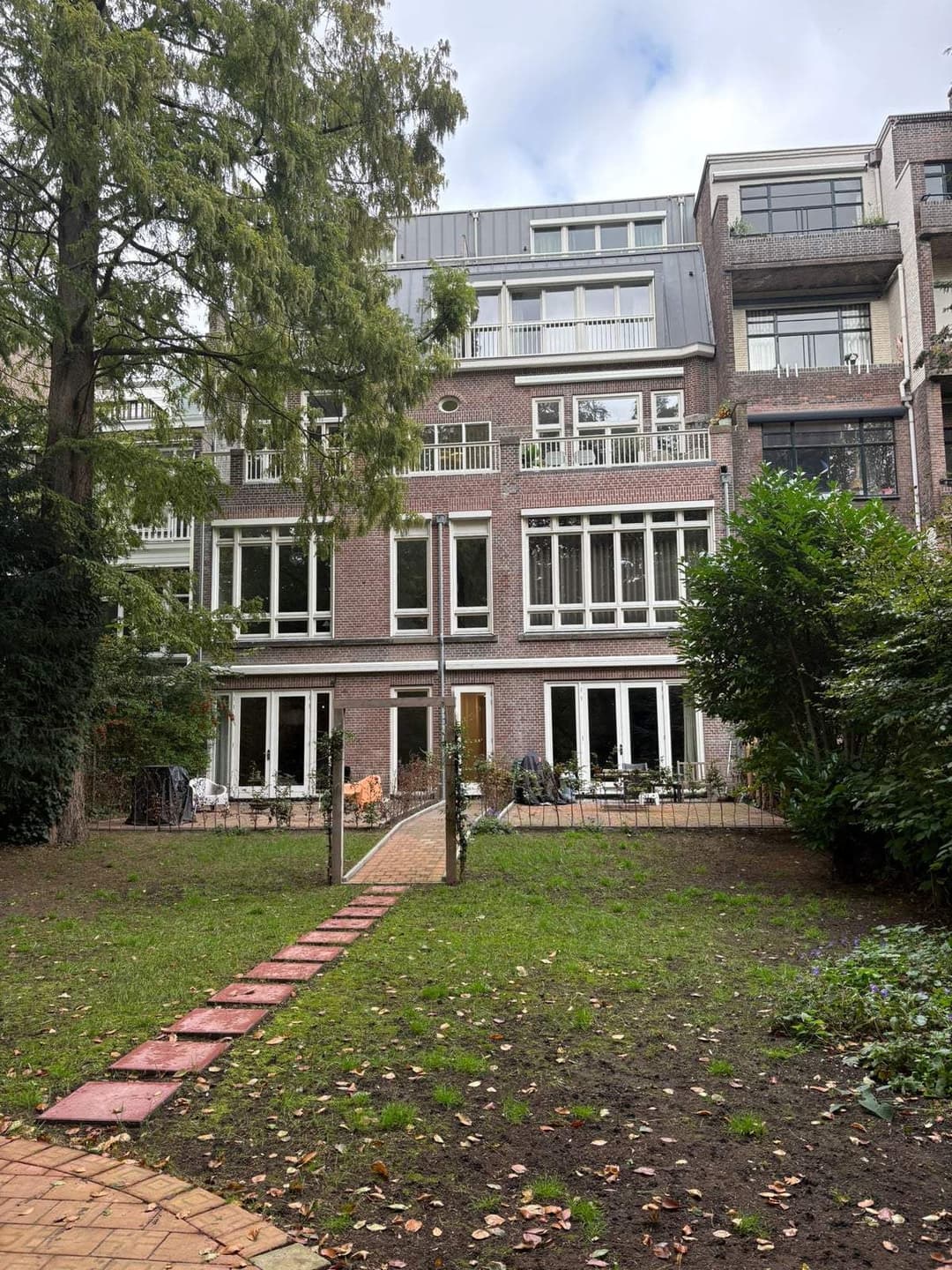 Flat Westzeedijk, Rotterdam - For Rent