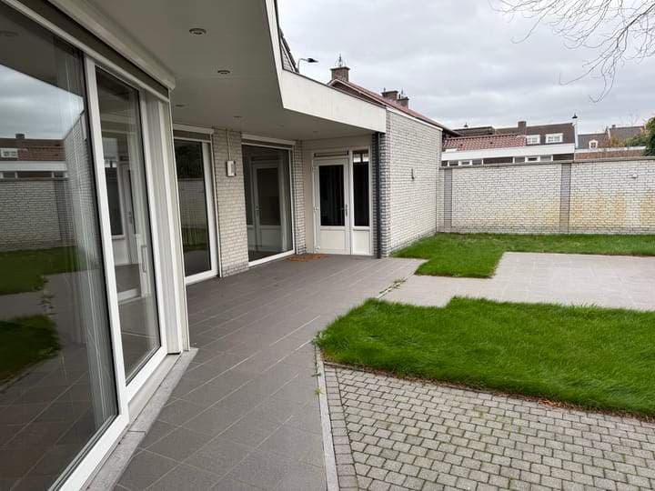 St. Lambertusstraat 260, 6031 EC Nederweert - Te huur