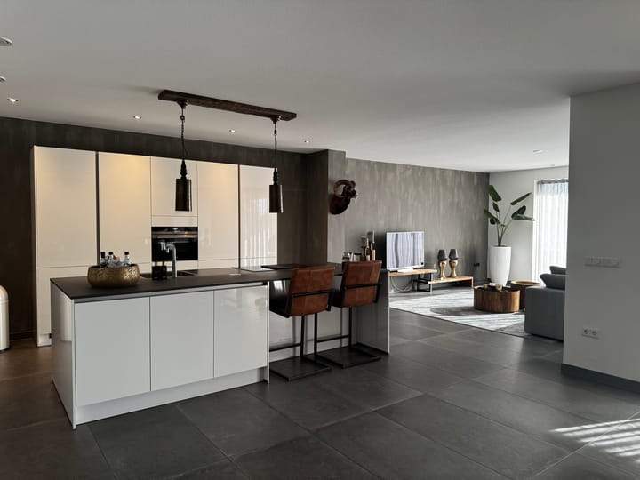 Luxe appartement Seemshof 2, Neer - Te huur