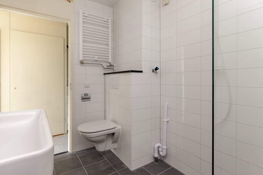 Zuiderbrink 12, Den Haag - Eckfamilienhaus mit 4 Schlafzimmern