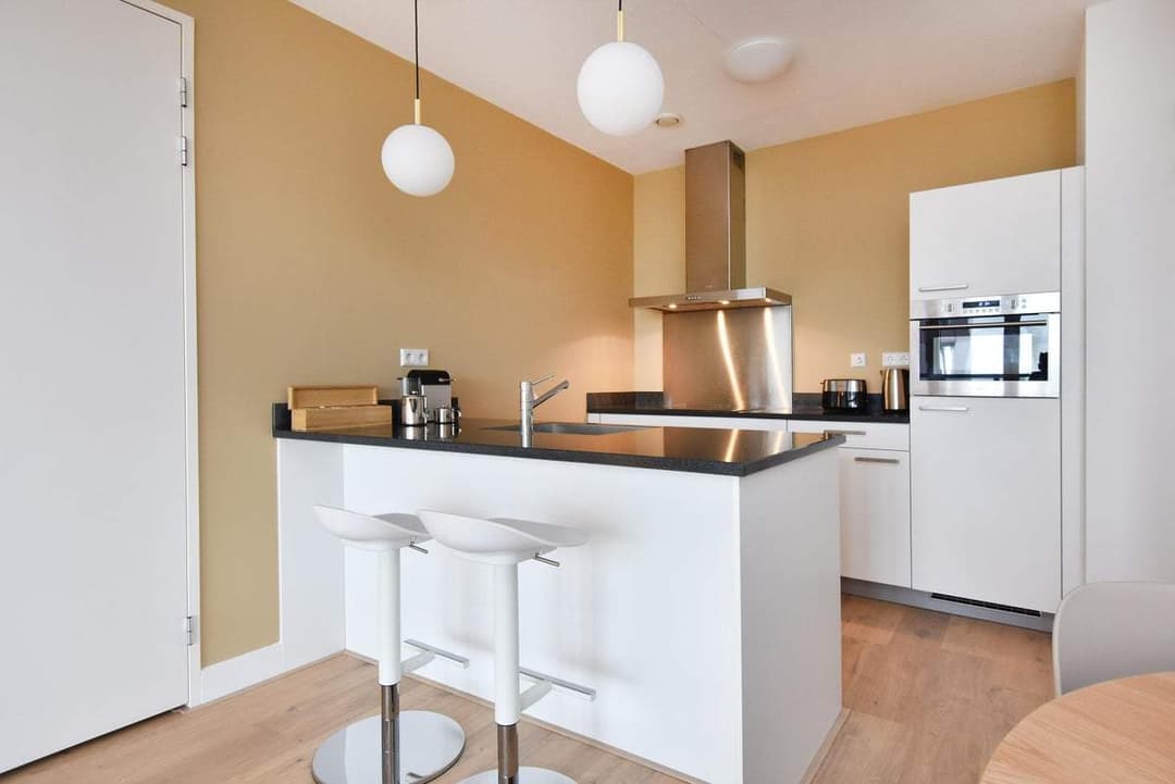 Flat Kruisplein, Rotterdam - For Rent